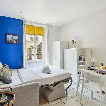 Latin Quarter Studio *