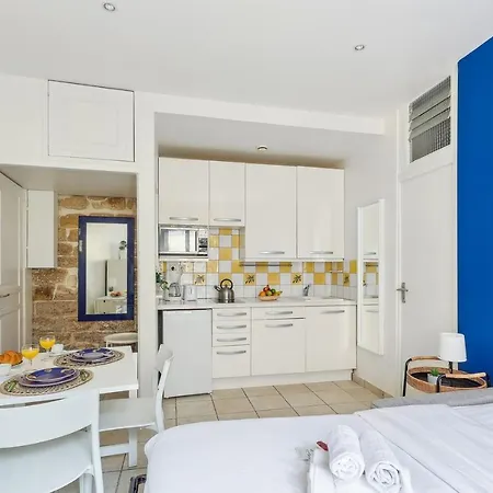 Latin Quarter Studio * Paris